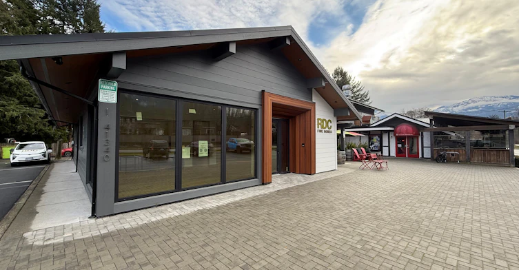 206-41340 Government Road, Squamish, BC, V0N 1H0