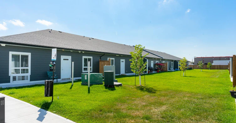 1027 B Manitoba Avenue, Selkirk, MB, R1A 4P1 - 4