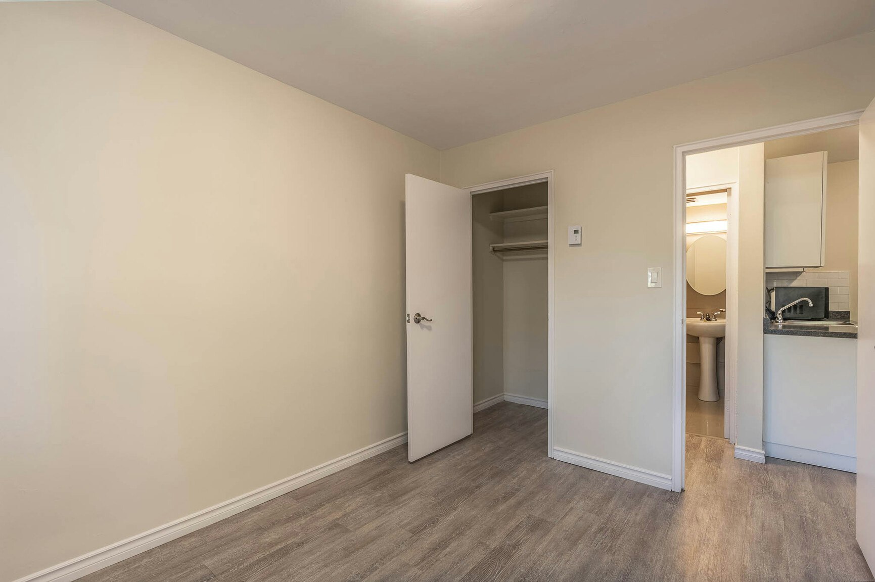 202-230 Forsyth Street North, Sarnia, ON, N7T 6E2 - 8