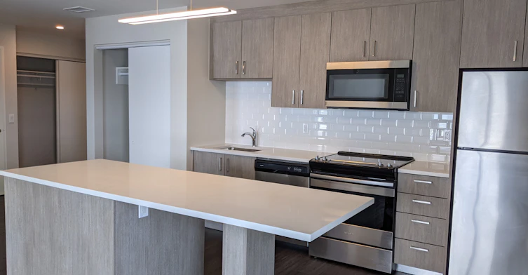 213S-1161 Heron Road, Ottawa, ON, K1V 2S9