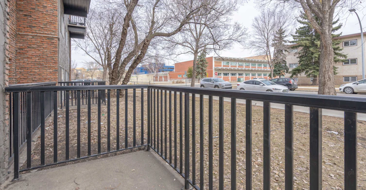 108-10305 108 Avenue, Edmonton, AB, T5H 3Z2 - 18