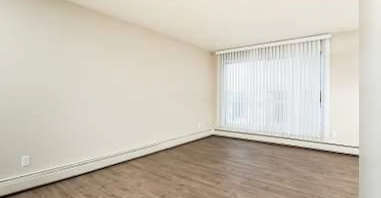 108-10305 108 Avenue, Edmonton, AB, T5H 3Z2 - 17