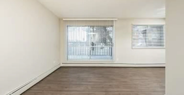 108-10305 108 Avenue, Edmonton, AB, T5H 3Z2 - 14