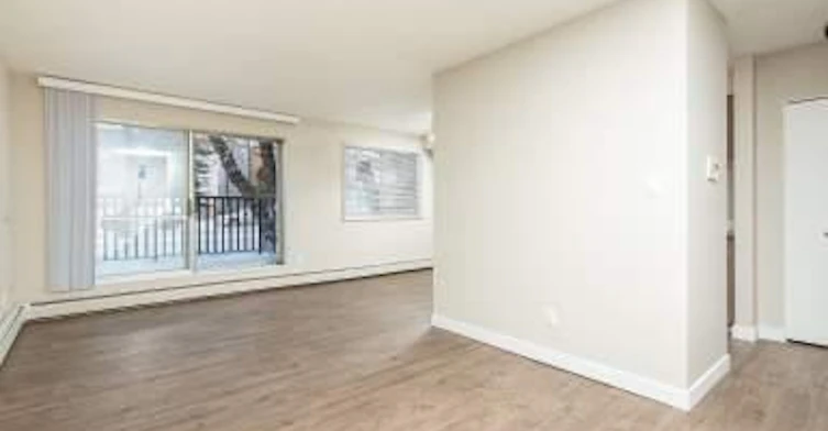 108-10305 108 Avenue, Edmonton, AB, T5H 3Z2 - 13