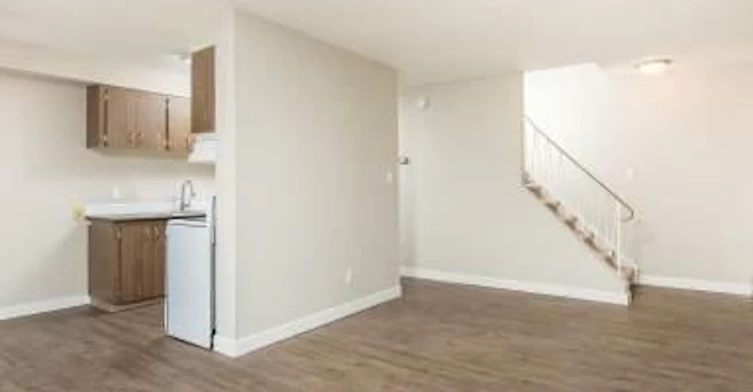 108-10305 108 Avenue, Edmonton, AB, T5H 3Z2 - 12