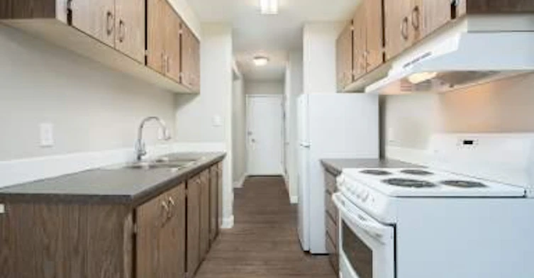 108-10305 108 Avenue, Edmonton, AB, T5H 3Z2 - 11