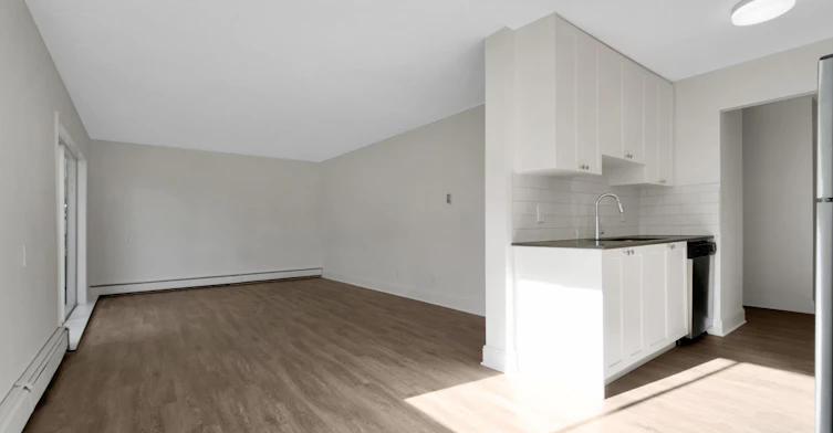 0220-820 Craigflower Road, Esquimalt, BC, V9A 6X2 - 25