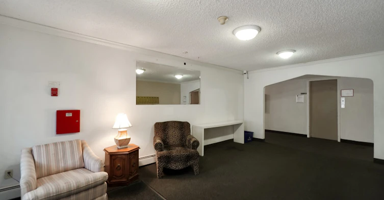 0220-820 Craigflower Road, Esquimalt, BC, V9A 6X2 - 13