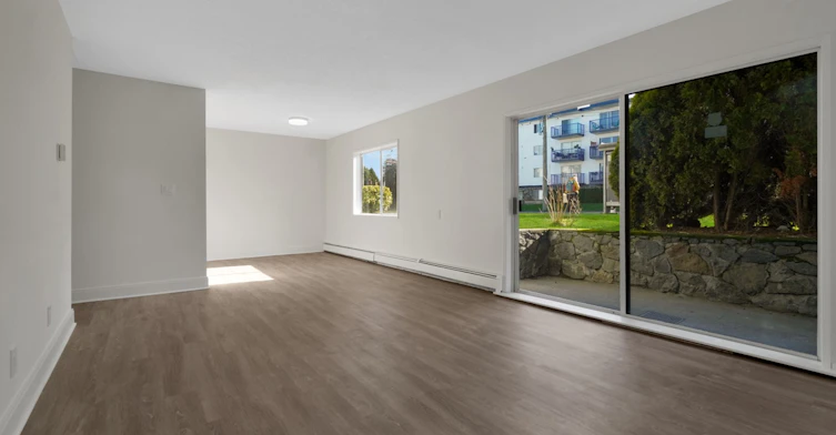 0220-820 Craigflower Road, Esquimalt, BC, V9A 6X2 - 4