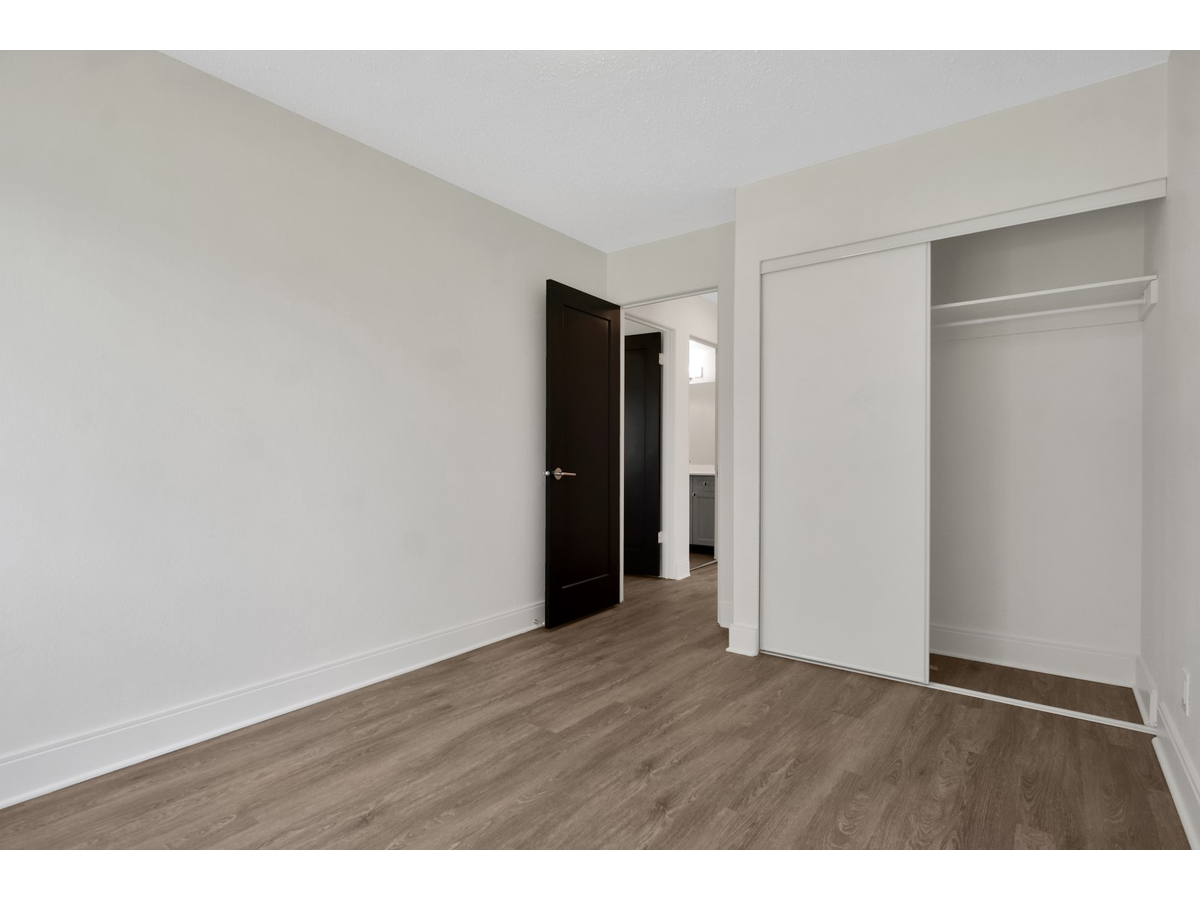 0220-820 Craigflower Road, Esquimalt, BC, V9A 6X2 - 18