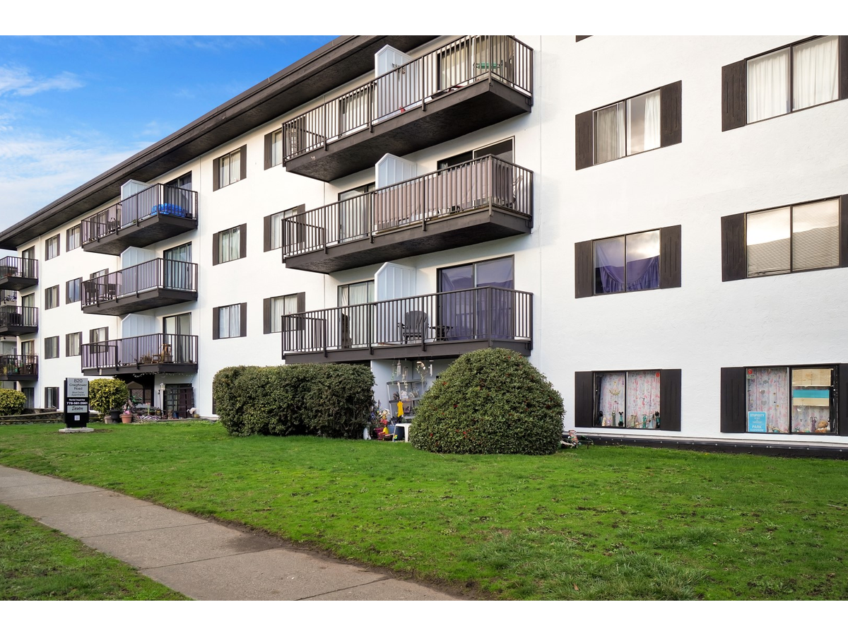 0220-820 Craigflower Road, Esquimalt, BC, V9A 6X2 - 8