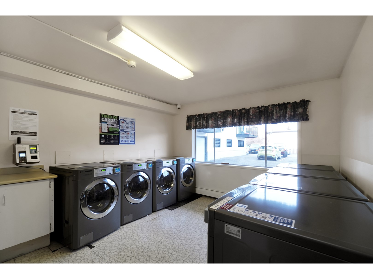 0220-820 Craigflower Road, Esquimalt, BC, V9A 6X2 - 7