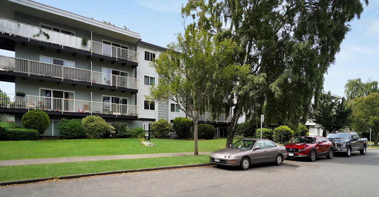 0211-1035 Pendergast Street, Victoria, BC, V8V 2W9 - 9