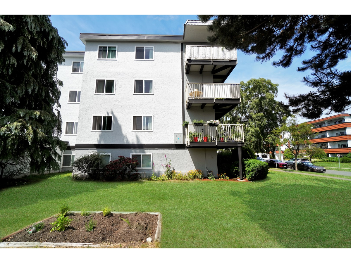 0315-1035 Pendergast Street, Victoria, BC, V8V 2W9 - 2