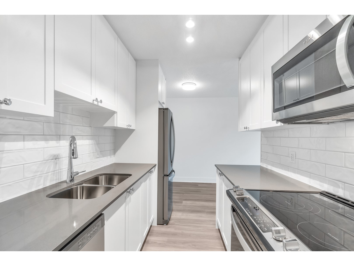 0315-1035 Pendergast Street, Victoria, BC, V8V 2W9 - 10
