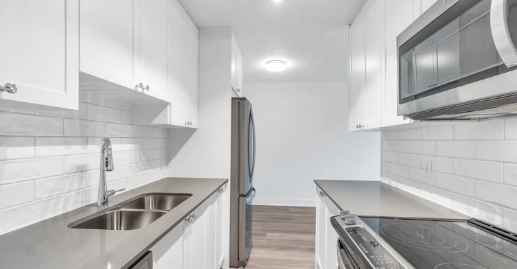 0315-1035 Pendergast Street, Victoria, BC, V8V 2W9 - 10