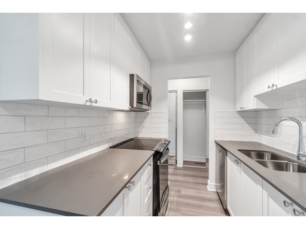 0315-1035 Pendergast Street, Victoria, BC, V8V 2W9 - 13
