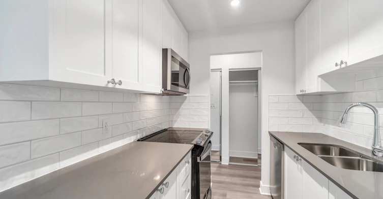 0315-1035 Pendergast Street, Victoria, BC, V8V 2W9 - 13