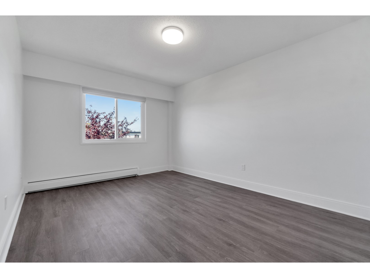 0315-1035 Pendergast Street, Victoria, BC, V8V 2W9 - 17