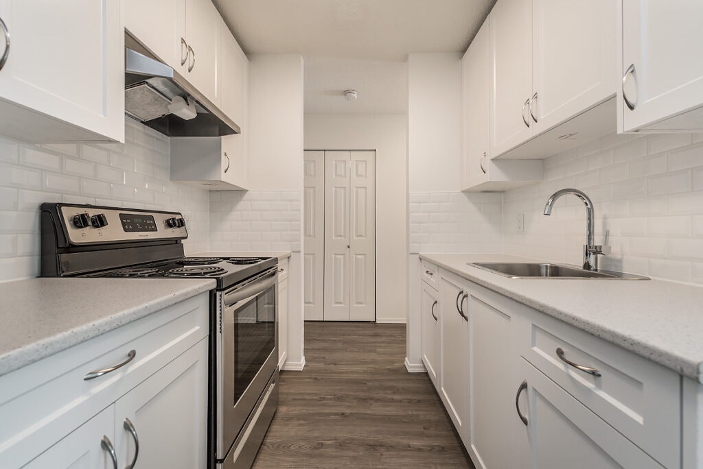 432-1575 Begbie Street, Victoria, BC, V8R 1L2