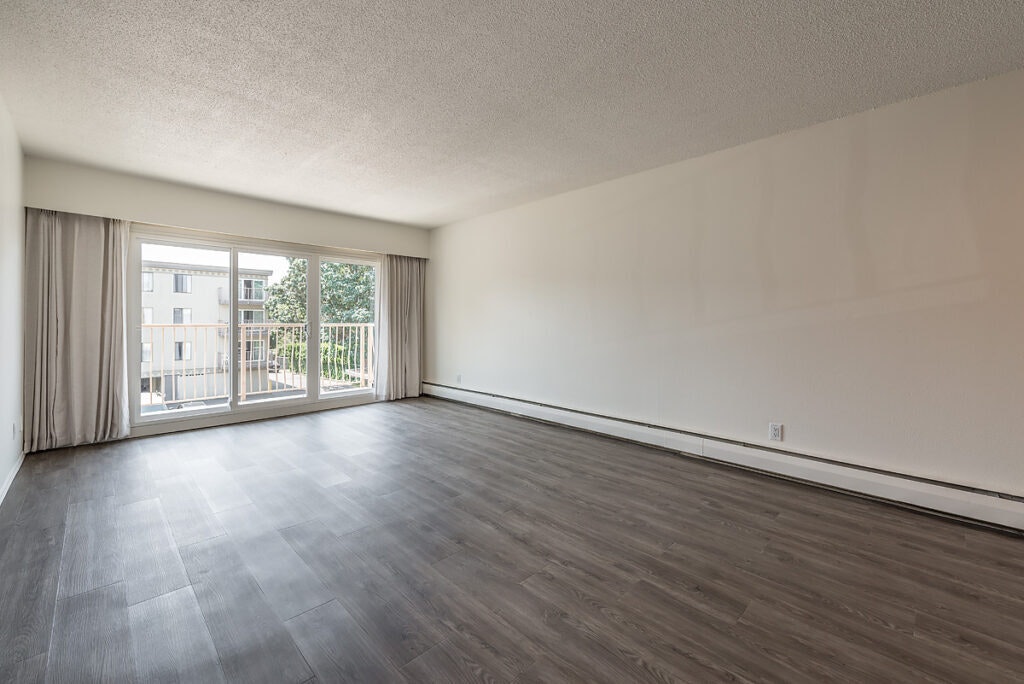 432-1575 Begbie Street, Victoria, BC, V8R 1L2 - 4