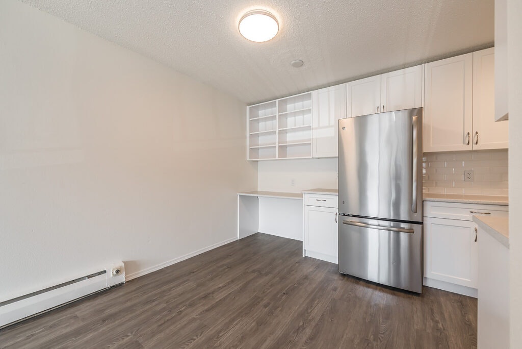 432-1575 Begbie Street, Victoria, BC, V8R 1L2 - 3