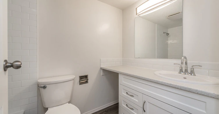 432-1575 Begbie Street, Victoria, BC, V8R 1L2 - 6