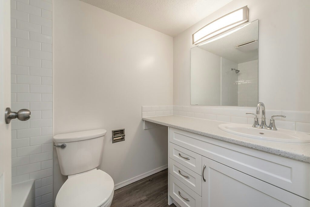 326-1575 Begbie Street, Victoria, BC, V8R 1L2 - 6