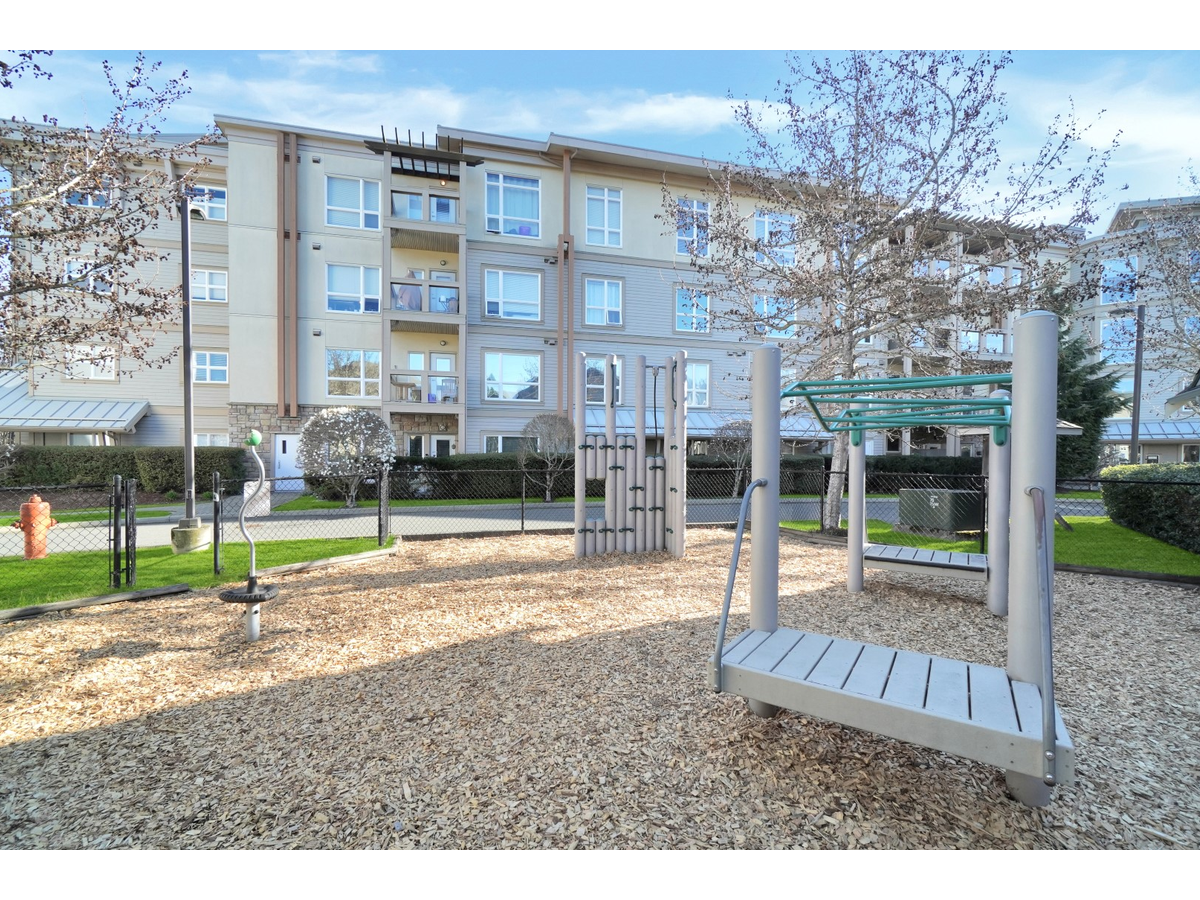 0109-1180 Colville Road, Esquimalt, BC, V9A 4P7 - 5