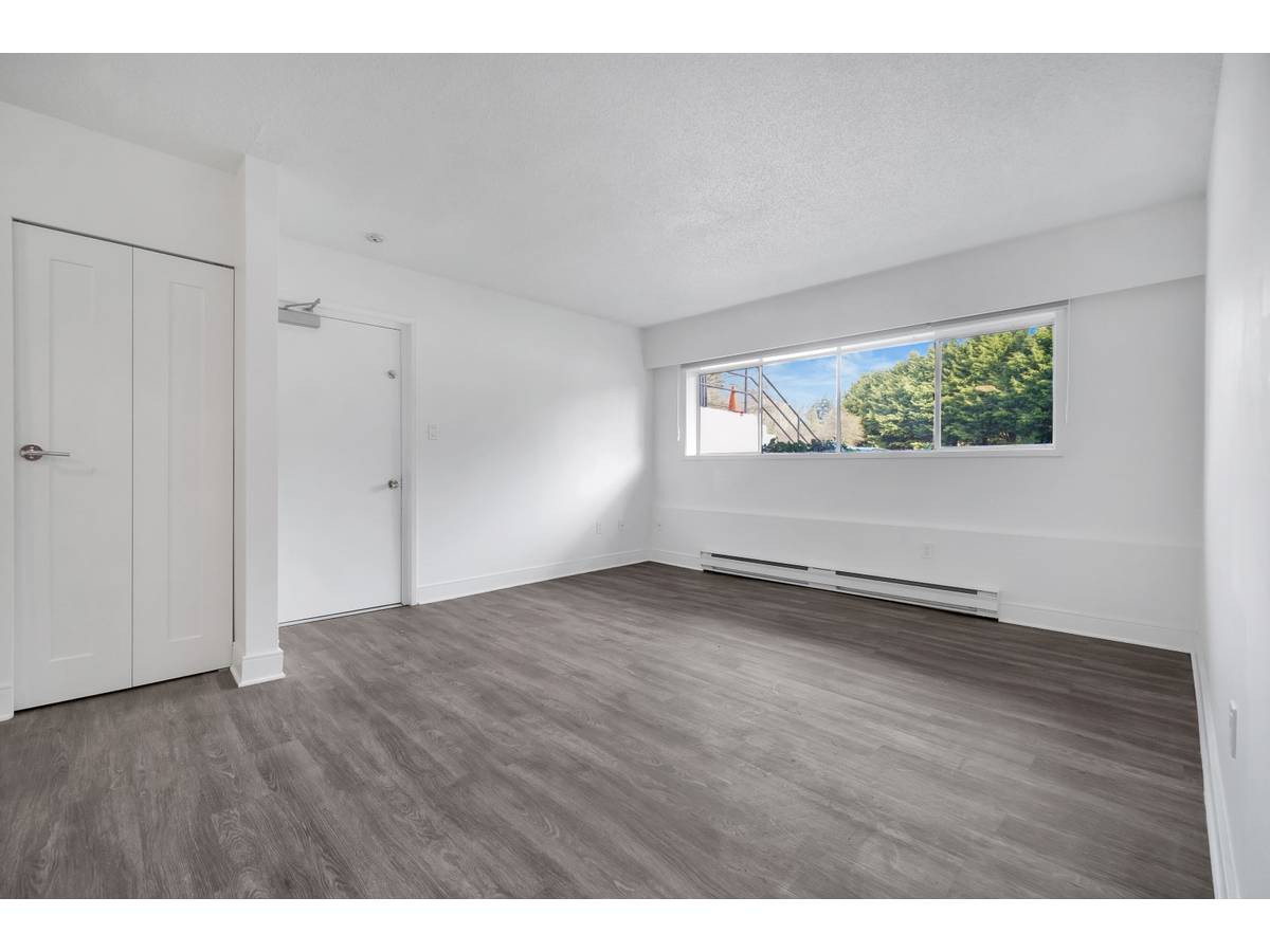 0301-1180 Colville Road, Esquimalt, BC, V9A 4P7 - 6