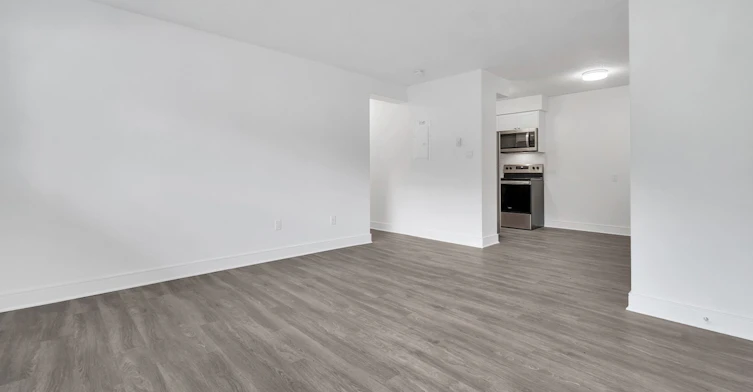 0301-1180 Colville Road, Esquimalt, BC, V9A 4P7 - 3