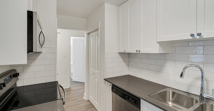 0035-1224 Balmoral Road, Victoria, BC, V8T 1B3 - 8