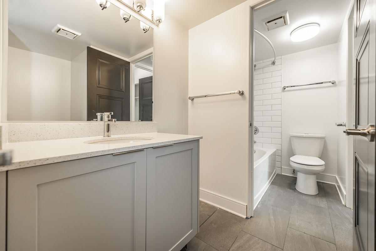 0209-948 Esquimalt Road, Esquimalt, BC, V9A 6V3 - 13