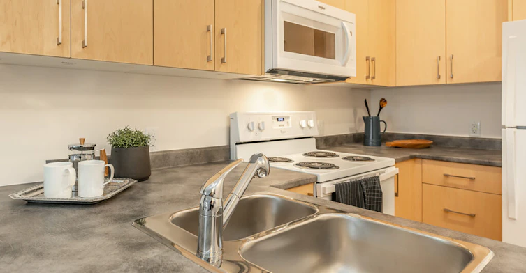 406A-1291 Craigflower Road, View Royal, BC, V9A 0H2 - 11