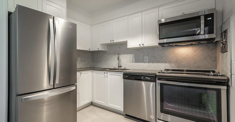 0101-1126 Rockland Avenue, Victoria, BC, V8V 3H7