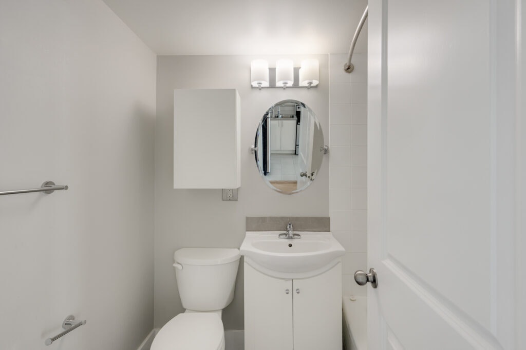 801-450 Dallas Road, Victoria, BC, V8V 1B1 - 8