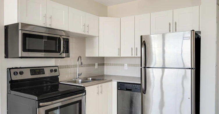 801-450 Dallas Road, Victoria, BC, V8V 1B1 - 3