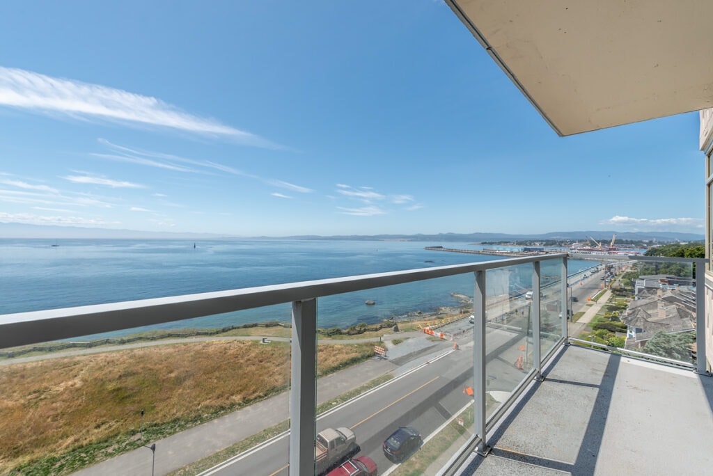 305-450 Dallas Road, Victoria, BC, V8V 1B1 - 4