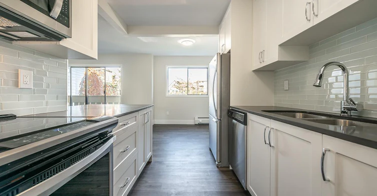 0210-337 St. James Street, Victoria, BC, V8V 4S8