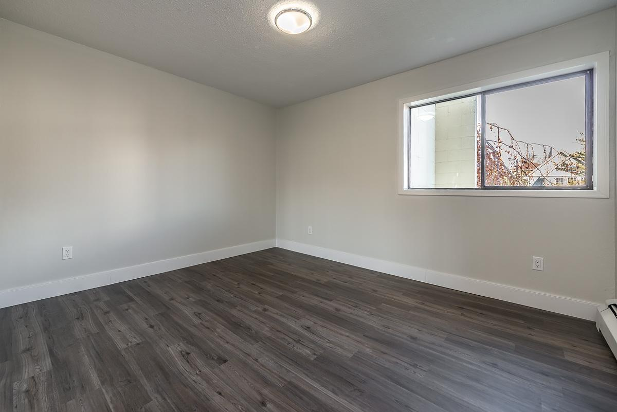 0402-337 St. James Street, Victoria, BC, V8V 4S8 - 2