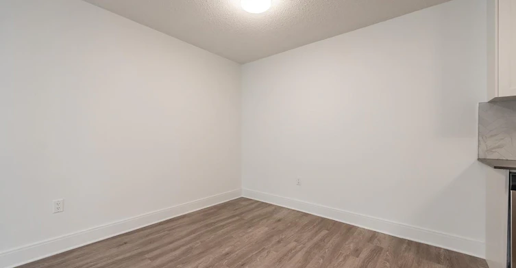 0304-3255 Quadra Street, Saanich, BC, V8X 1G4 - 6