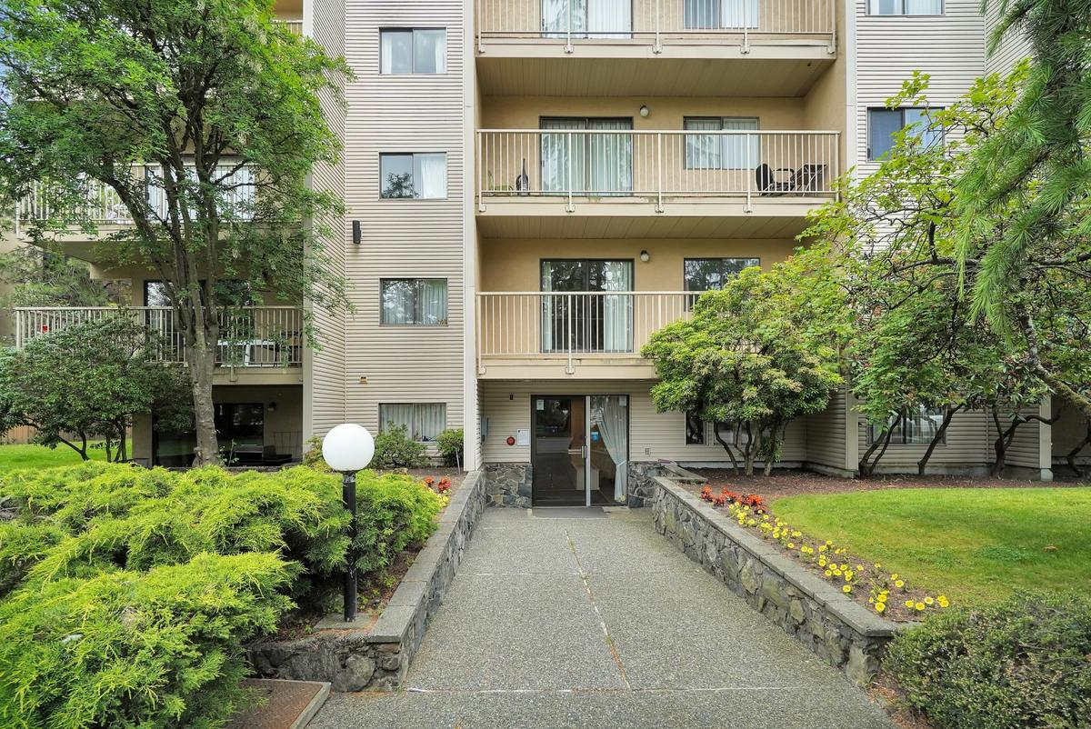 0304-3255 Quadra Street, Saanich, BC, V8X 1G4 - 11