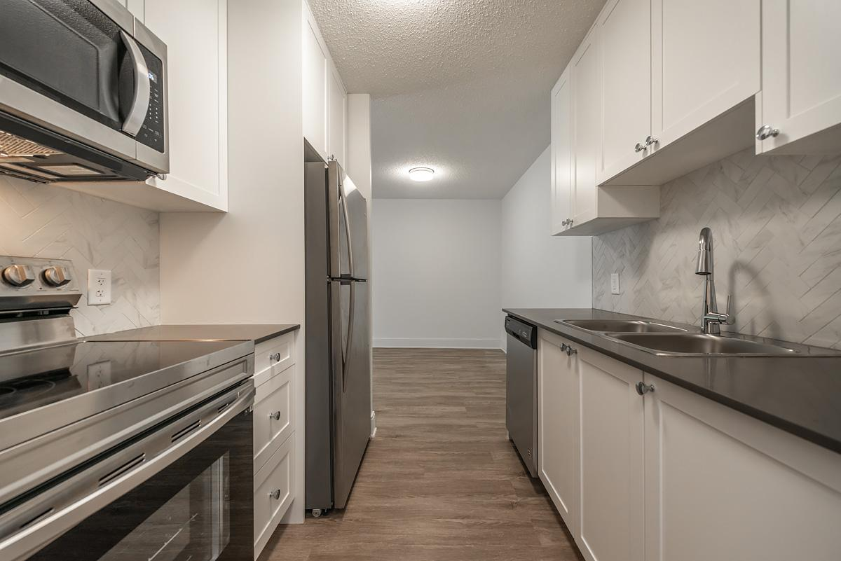 0408-3255 Quadra Street, Saanich, BC, V8X 1G4 - 4