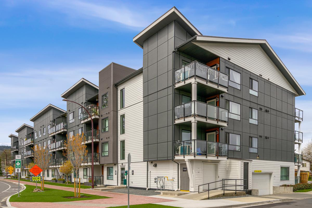 0213-2699 Peatt Road, Langford, BC, V9B 3V2