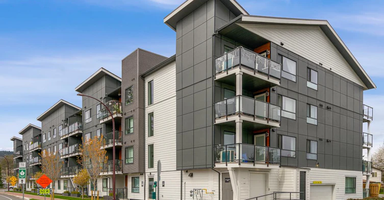 0213-2699 Peatt Road, Langford, BC, V9B 3V2