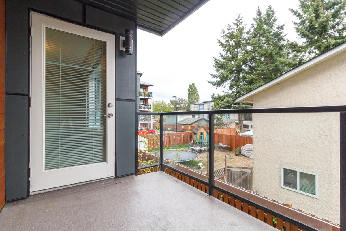 0213-2699 Peatt Road, Langford, BC, V9B 3V2 - 9