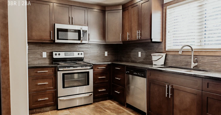 1420 Mccarthy Boulevard, Regina, SK, S4T 1A4 - 4