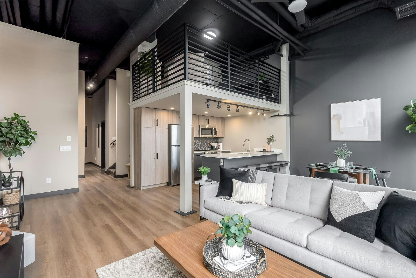 8155-405-8155 105 Street NW, Edmonton, AB, T6E 3R7 - 31