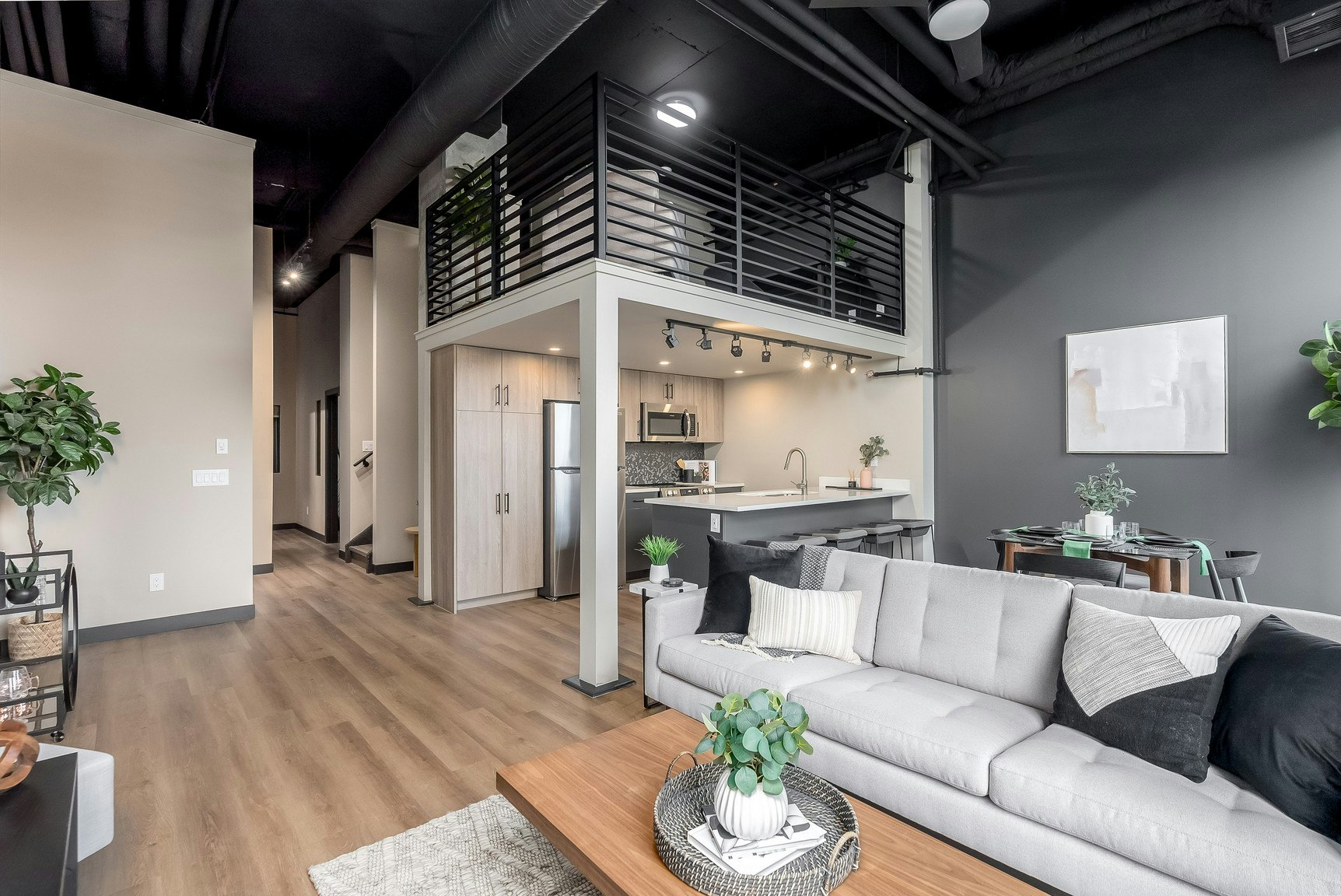 8155-405-8155 105 Street NW, Edmonton, AB, T6E 3R7 - 41