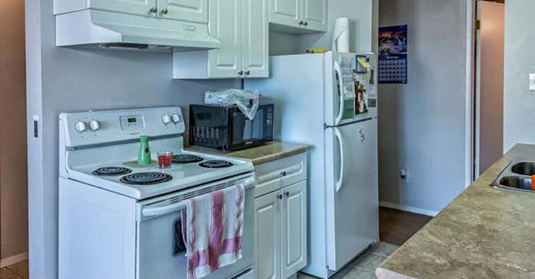 10706 99 Avenue, Morinville, AB, T8R 1M6 - 4